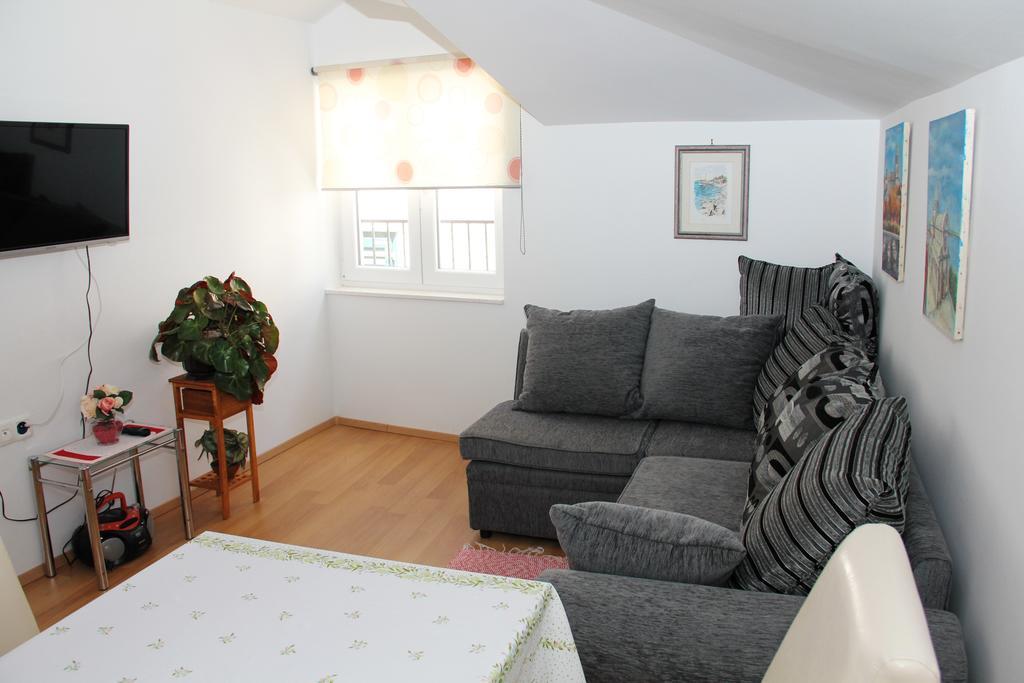 Apartment Bucevic شيبينيك المظهر الخارجي الصورة